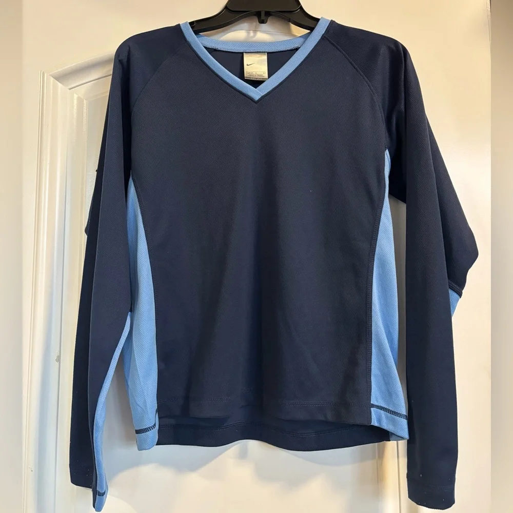 Nike Dri Fit Long Sleeve - Picture 1 of 5